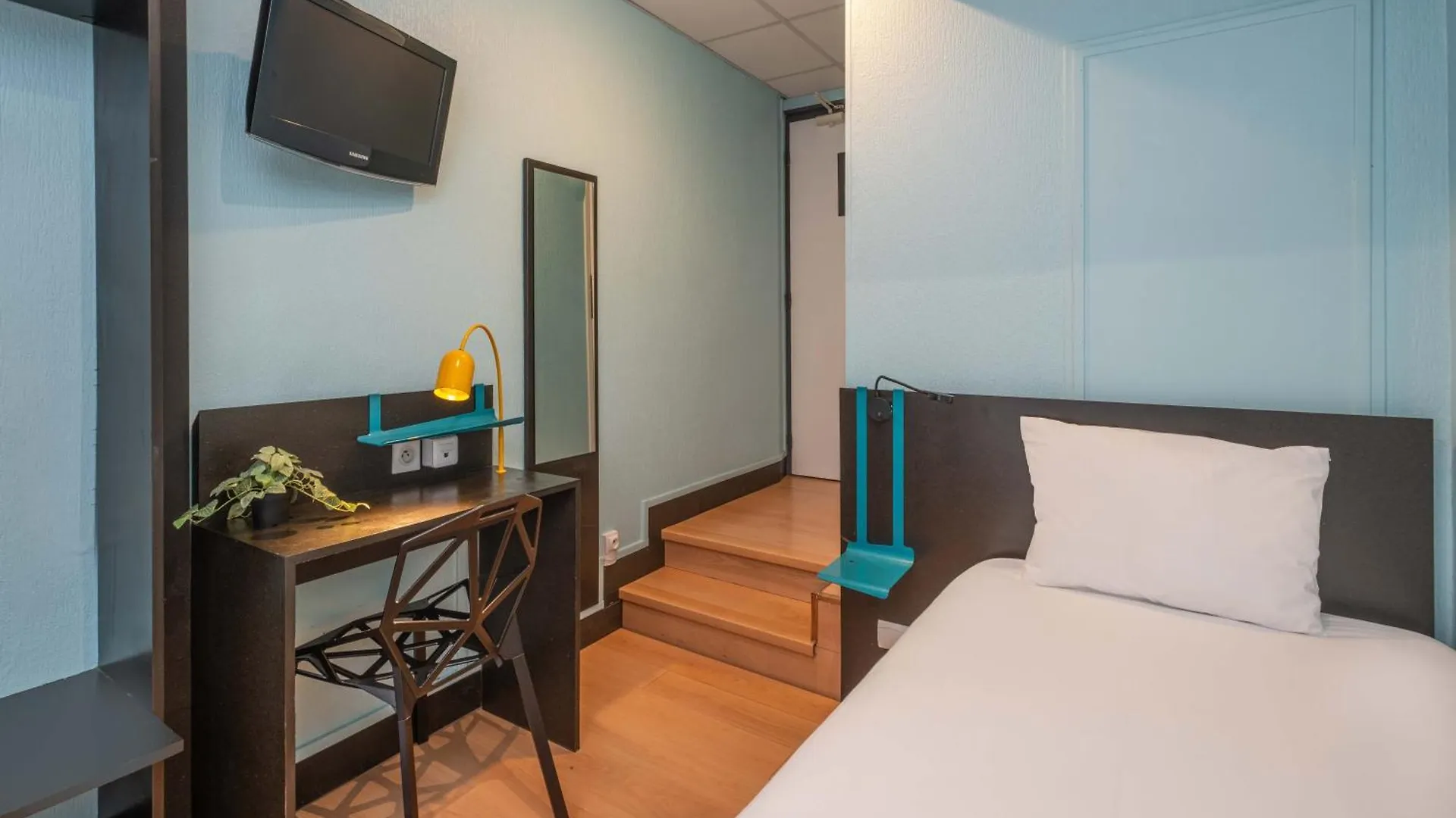 Hotel Daval Parijs