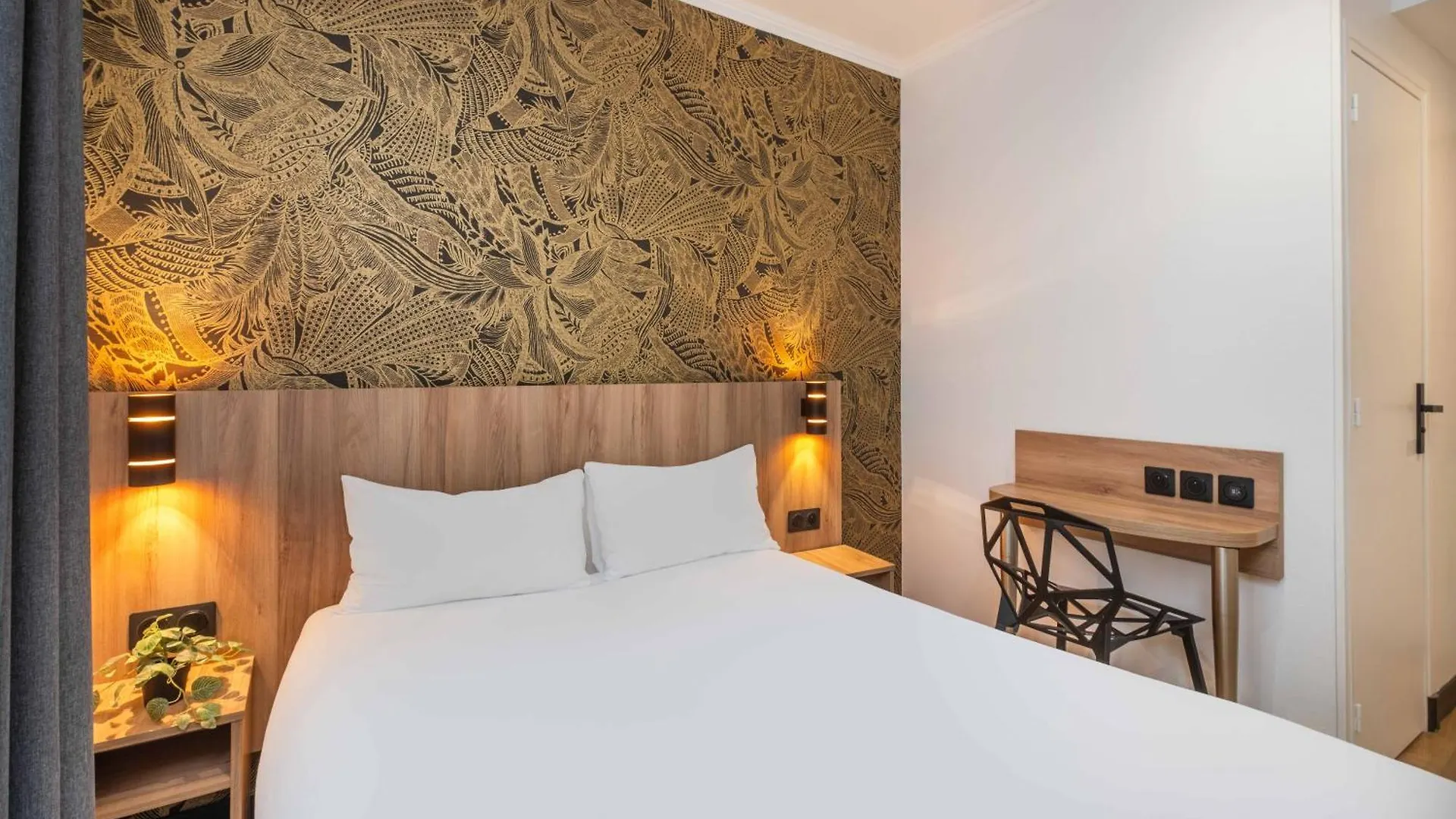Hotel Daval 2*