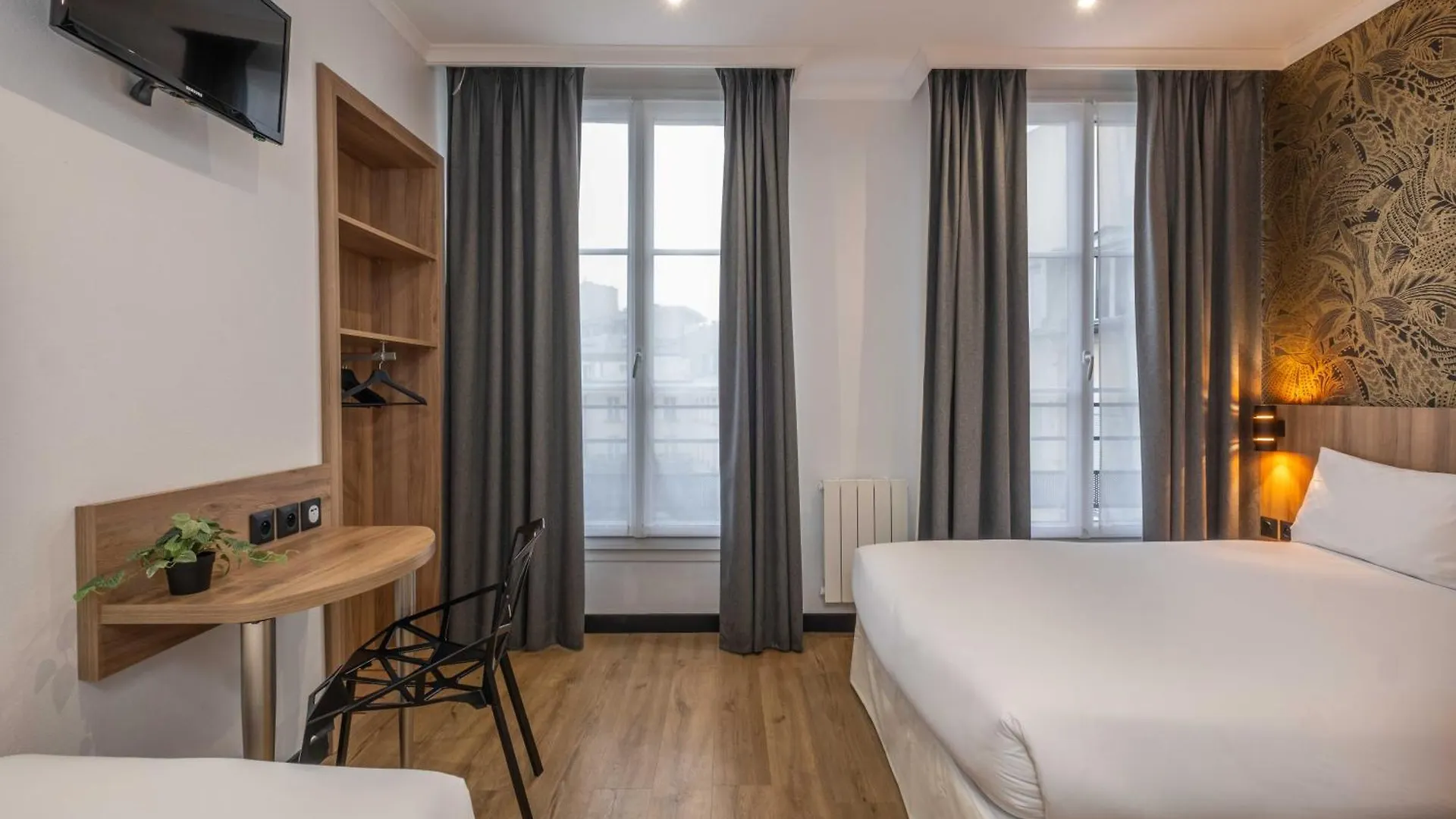 Daval Hotel Paris